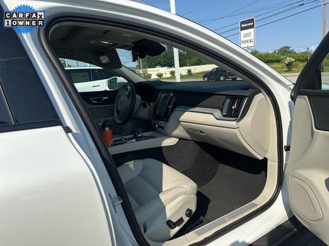 Photo of 2023 Crystal White Metallic Volvo V60 Cross Country