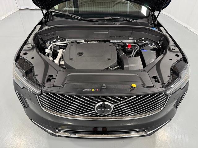Photo of 2026 Onyx Black Volvo XC90