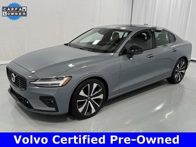 2022 Volvo S60