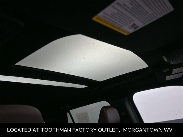Photo of 2023 Black Metallic Ford Expedition