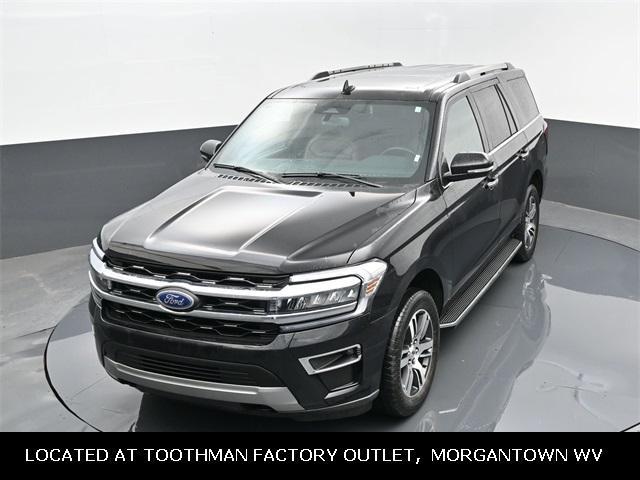 Photo of 2023 Black Metallic Ford Expedition