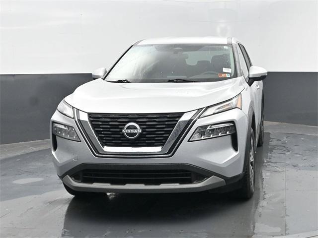 Photo of 2022 Brilliant Silver Metallic Nissan Rogue