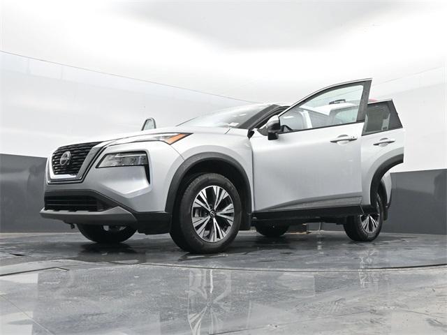 Photo of 2022 Brilliant Silver Metallic Nissan Rogue