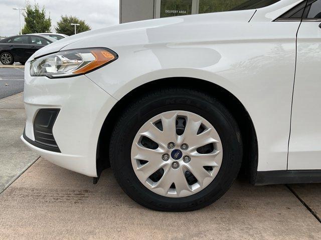 Photo of 2020 Oxford White Ford Fusion