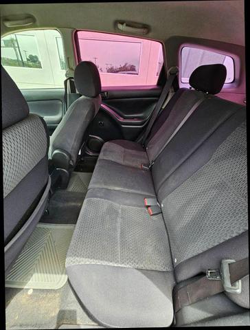 Photo of 2005 Blue Metallic Toyota Matrix