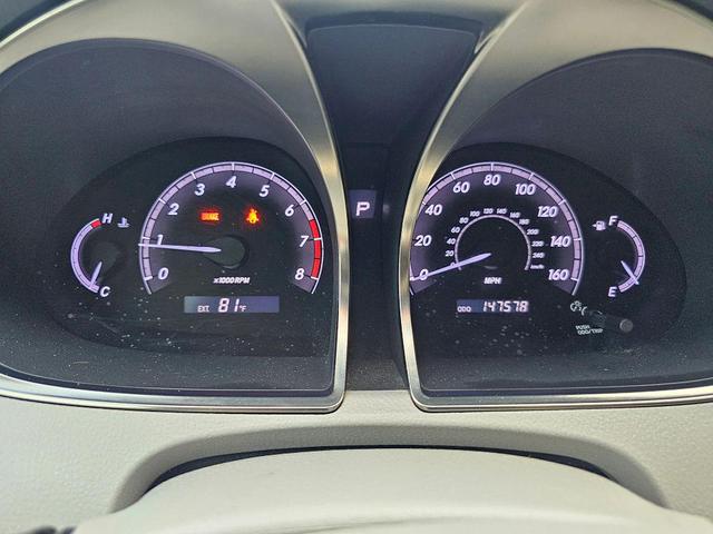 Photo of 2011 Gray Toyota Avalon