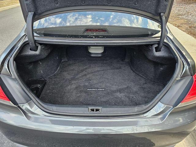 Photo of 2011 Gray Toyota Avalon