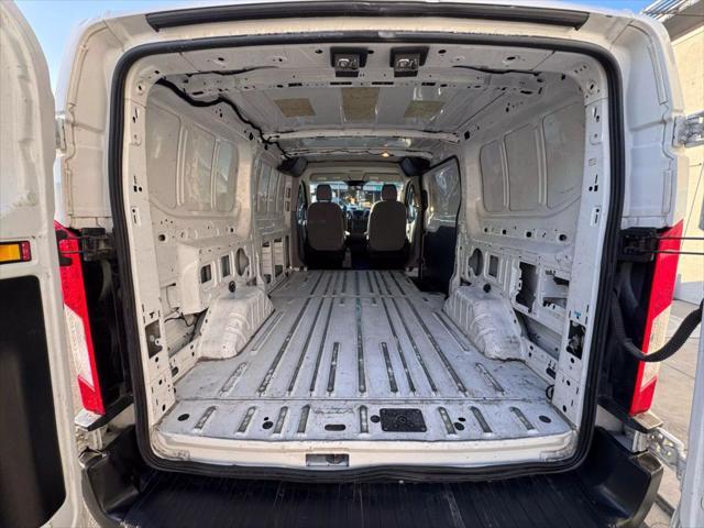 Photo of 2016 White Ford Transit-150