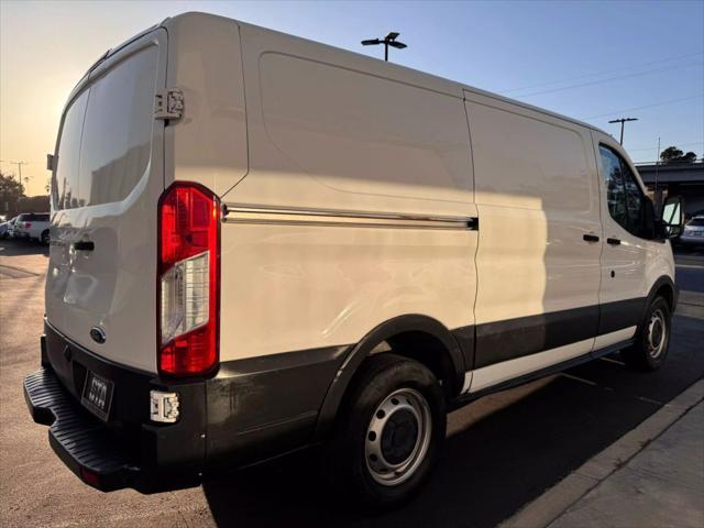 Photo of 2016 White Ford Transit-150