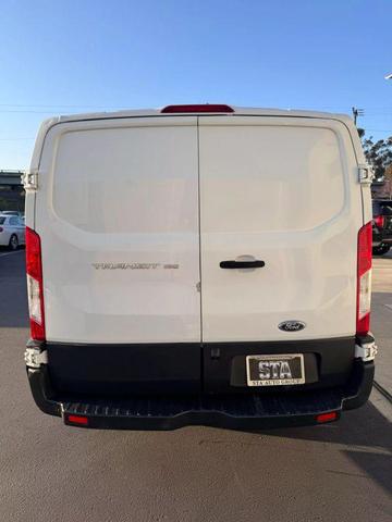 Photo of 2016 White Ford Transit-150