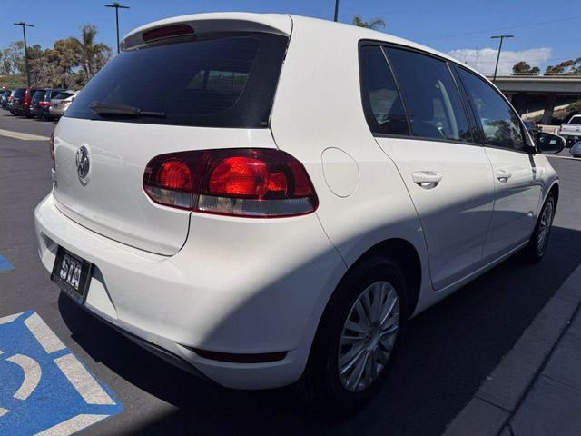 Photo of 2010 White Volkswagen Golf