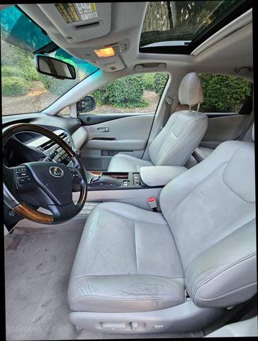 Photo of 2011 Gray Lexus RX 350
