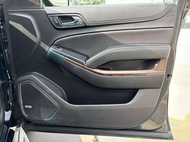 Photo of 2019 Black Chevrolet Tahoe