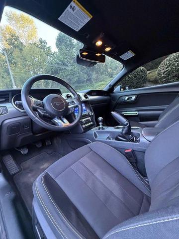 Photo of 2021 White Ford Mustang