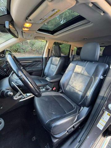 Photo of 2018 Brown Mitsubishi Outlander PHEV