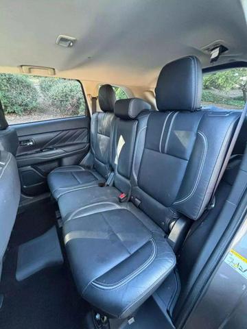 Photo of 2018 Brown Mitsubishi Outlander PHEV