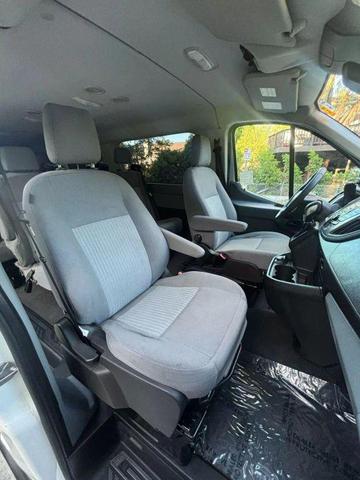 Photo of 2019 White Ford Transit-350