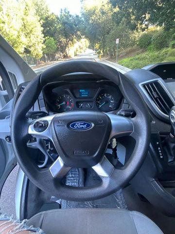 Photo of 2019 White Ford Transit-350