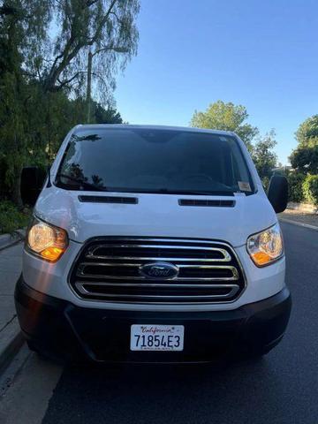 Photo of 2019 White Ford Transit-350