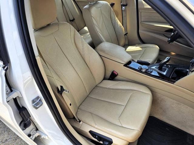 Photo of 2014 White BMW 328