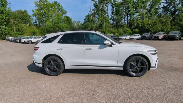 Photo of 2026 Alta White Genesis GV70