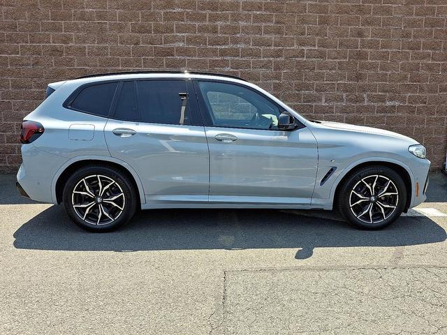 Photo of 2022 Brooklyn Grey Metallic BMW X3