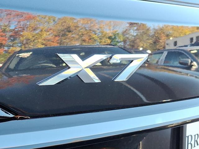 Photo of 2026 Carbon Black Metallic BMW X7