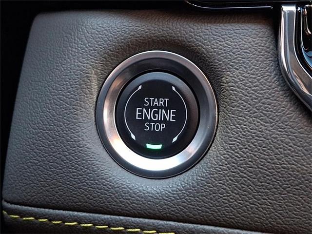 Photo of 2024 Radiant Red Tintcoat Chevrolet Colorado