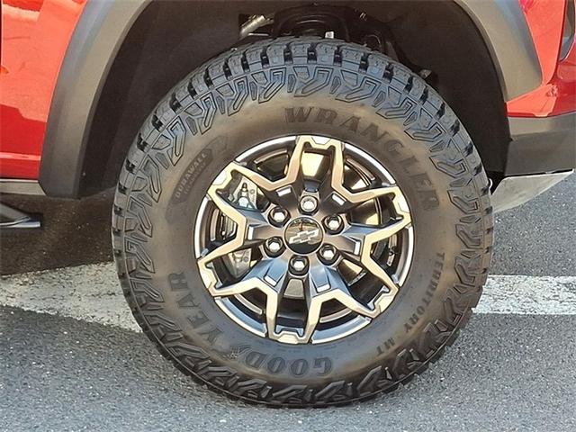 Photo of 2024 Radiant Red Tintcoat Chevrolet Colorado