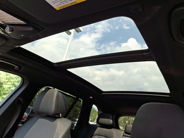 Photo of 2021 Black Sapphire Metallic BMW X5