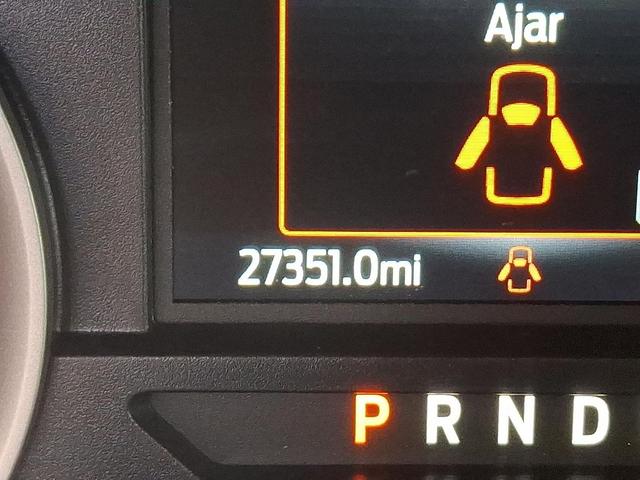 Photo of 2022 Oxford White Ford F-250