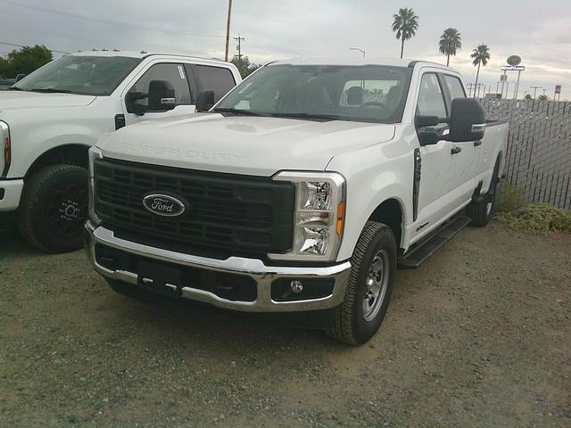 Photo of 2026 Oxford White Ford F-250