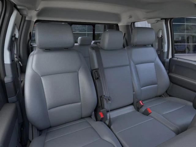 Photo of 2026 Oxford White Ford F-250
