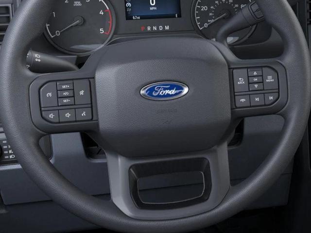Photo of 2026 Oxford White Ford F-250