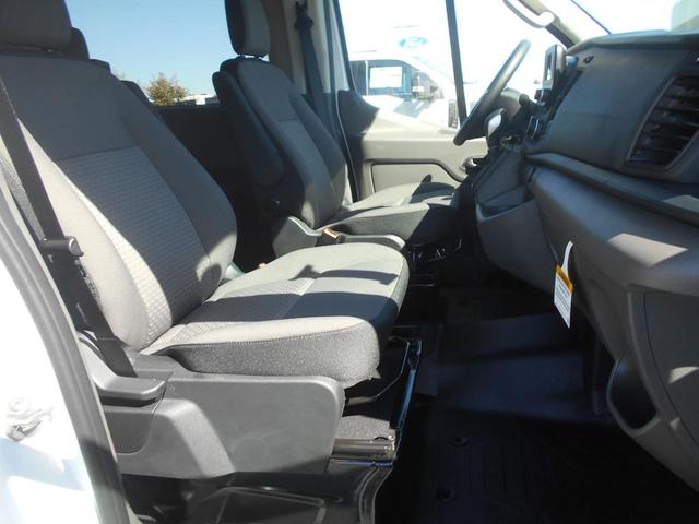 Photo of 2025 Oxford White Ford Transit-350