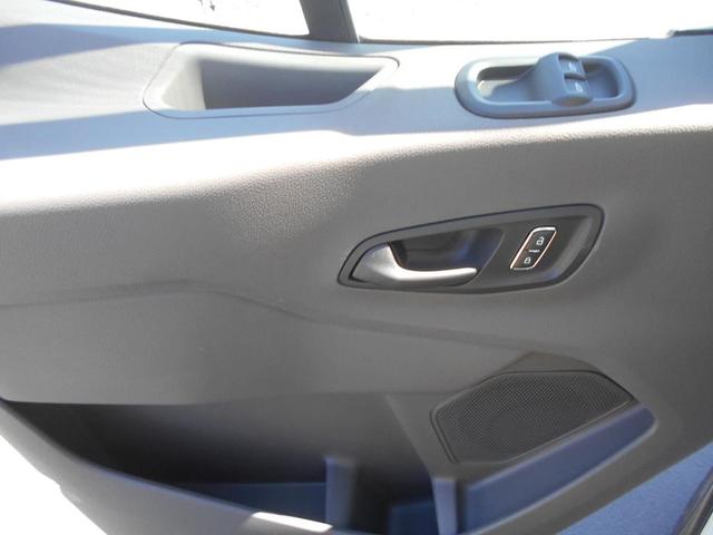 Photo of 2025 Oxford White Ford Transit-350