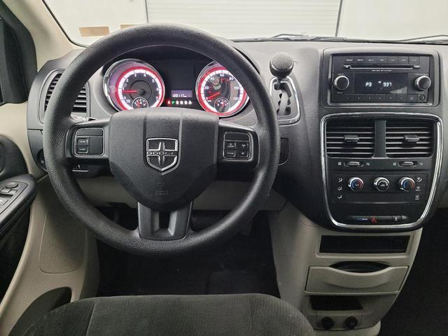 Photo of 2016 Billet Silver Metallic Clearcoat Dodge Grand Caravan