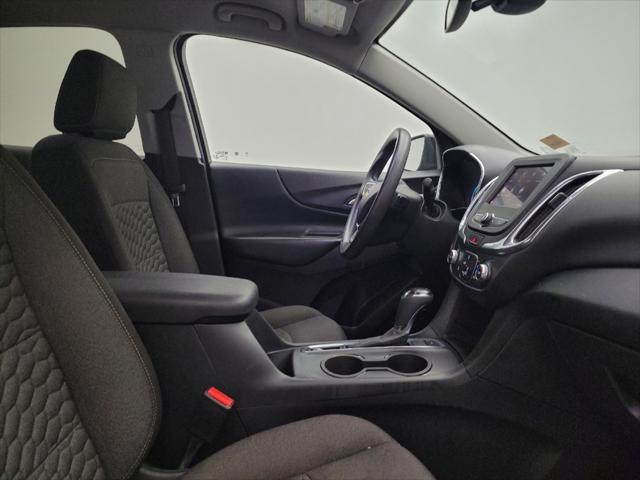 Photo of 2020 Mosaic Black Metallic Chevrolet Equinox