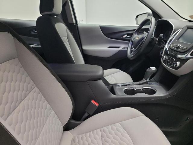 Photo of 2018 Storm Blue Metallic Chevrolet Equinox