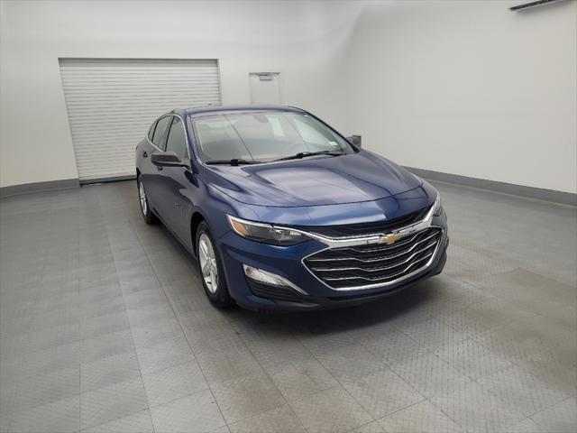 Photo of 2019 Pacific Blue Metallic Chevrolet Malibu