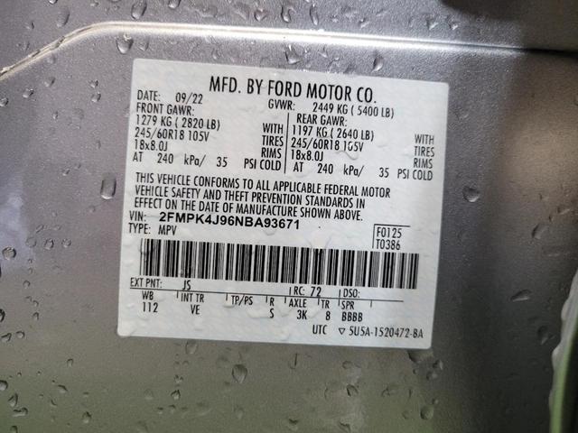 Photo of 2022 Iconic Silver Metallic Ford Edge