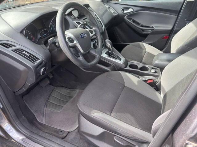 Photo of 2014 Sterling Gray Metallic Ford Focus