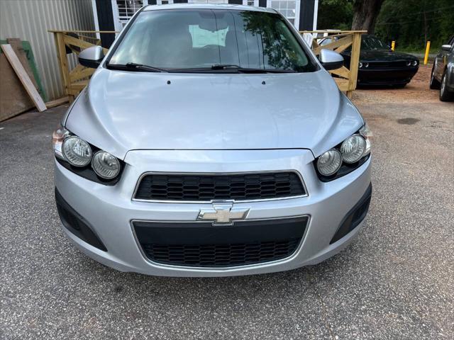 Photo of 2012 Silver Ice Metallic Chevrolet Sonic