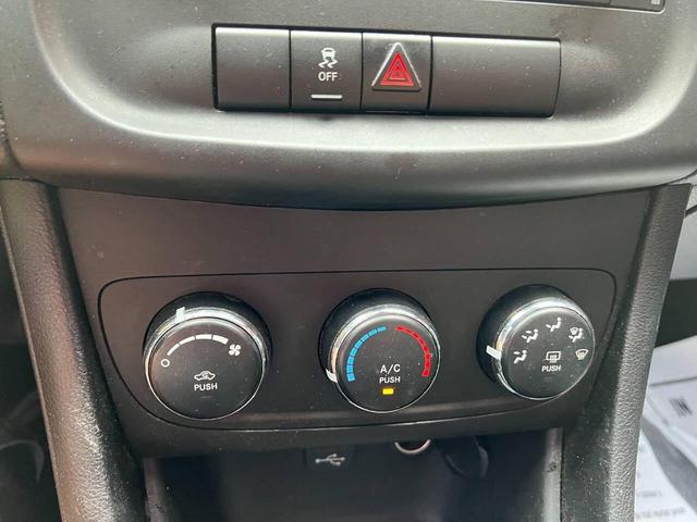 Photo of 2014 Black Clearcoat Dodge Avenger