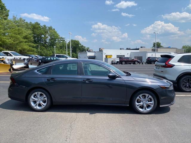 Photo of 2025 Meteorite Gray Metallic Honda Accord