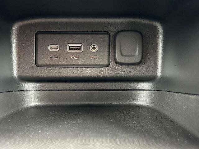 Photo of 2022 Iron Gray Metallic Chevrolet Equinox