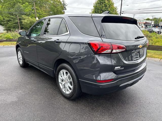 Photo of 2022 Iron Gray Metallic Chevrolet Equinox