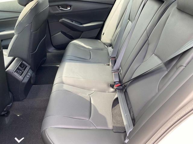 Photo of 2025 Platinum White Pearl Honda Accord Hybrid