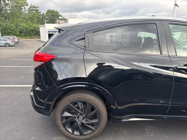 Photo of 2022 Crystal Black Pearl Honda HR-V