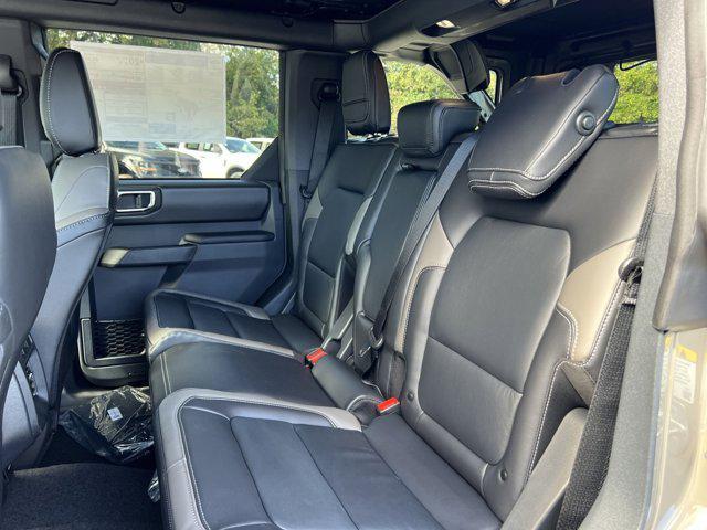 Photo of 2025 Gray Ford Bronco